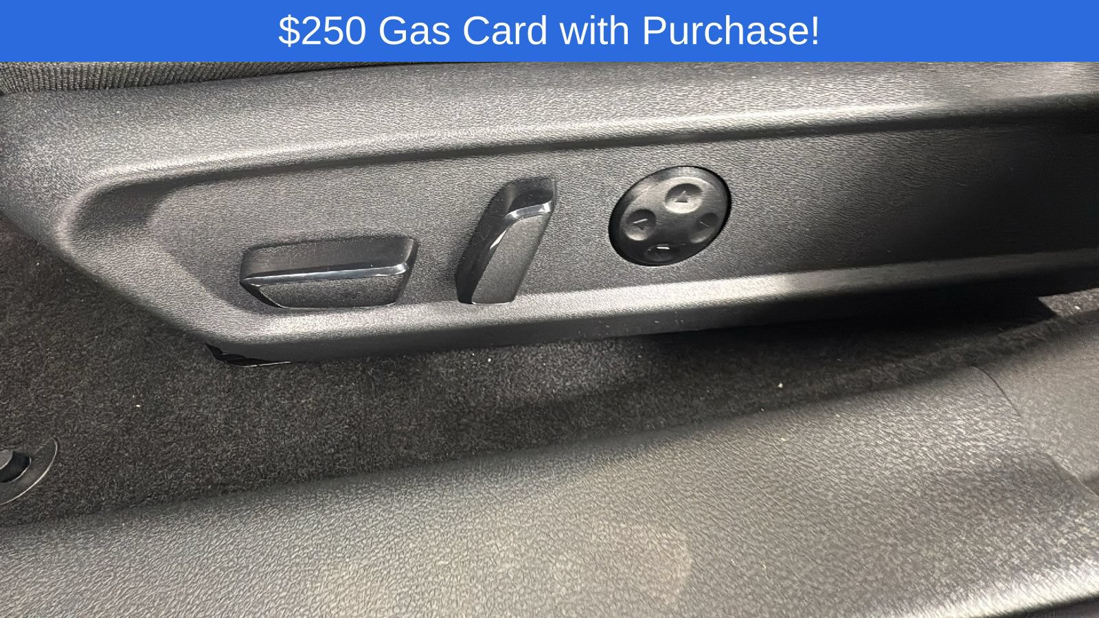 New 2026 Nissan Sentra SR w/ SR Premium Package FWD image 11