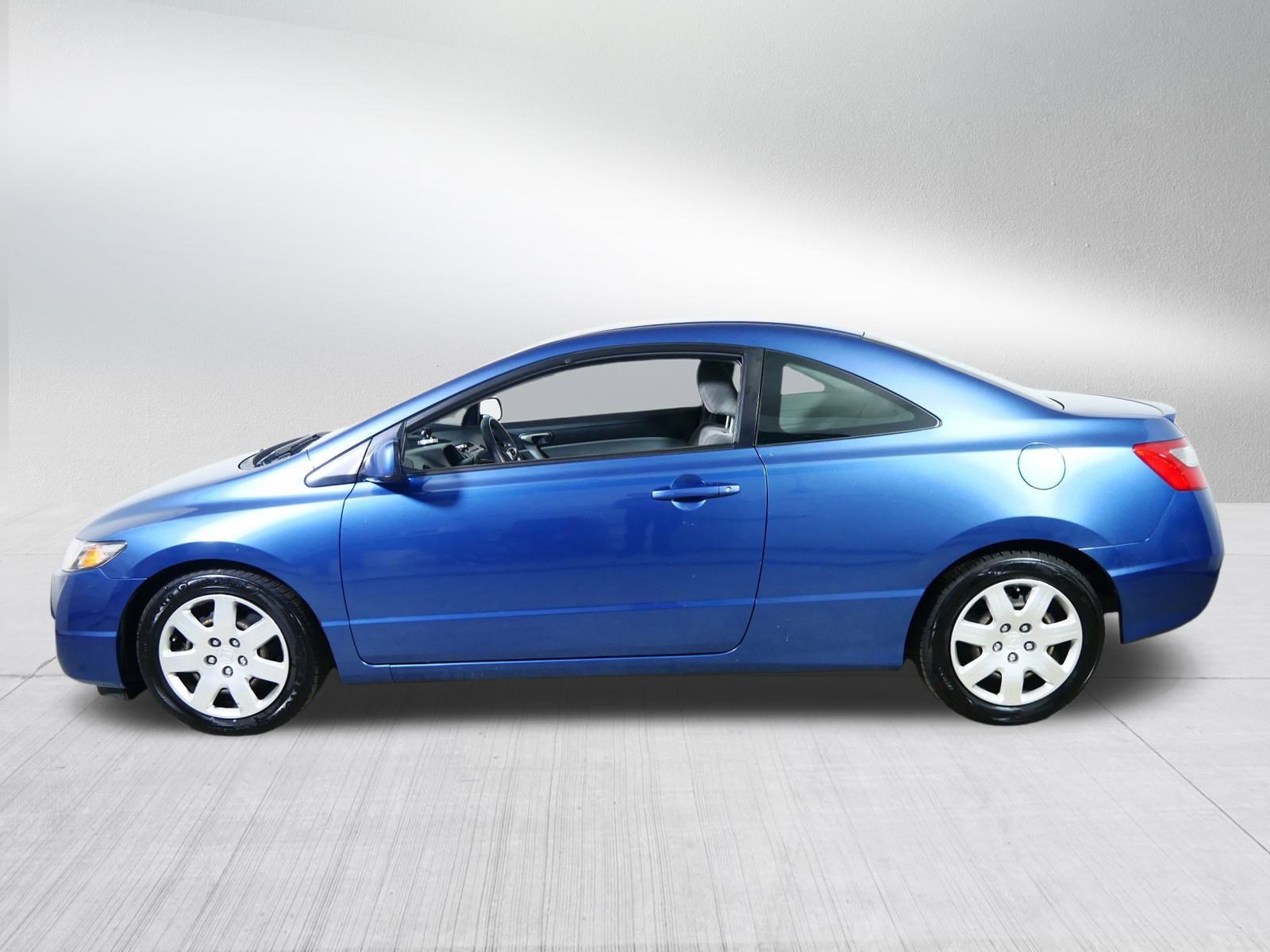 Used 2010 Honda Civic LX image 4