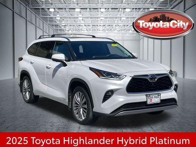 Used 2025 Toyota Highlander Platinum
