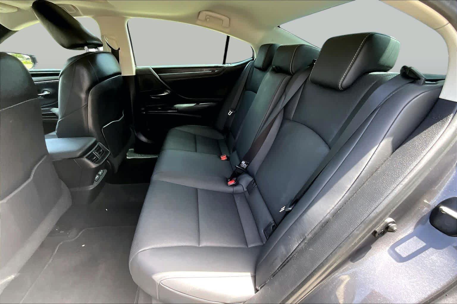 Used 2022 Lexus ES 350 w/ Premium Package FWD image 21