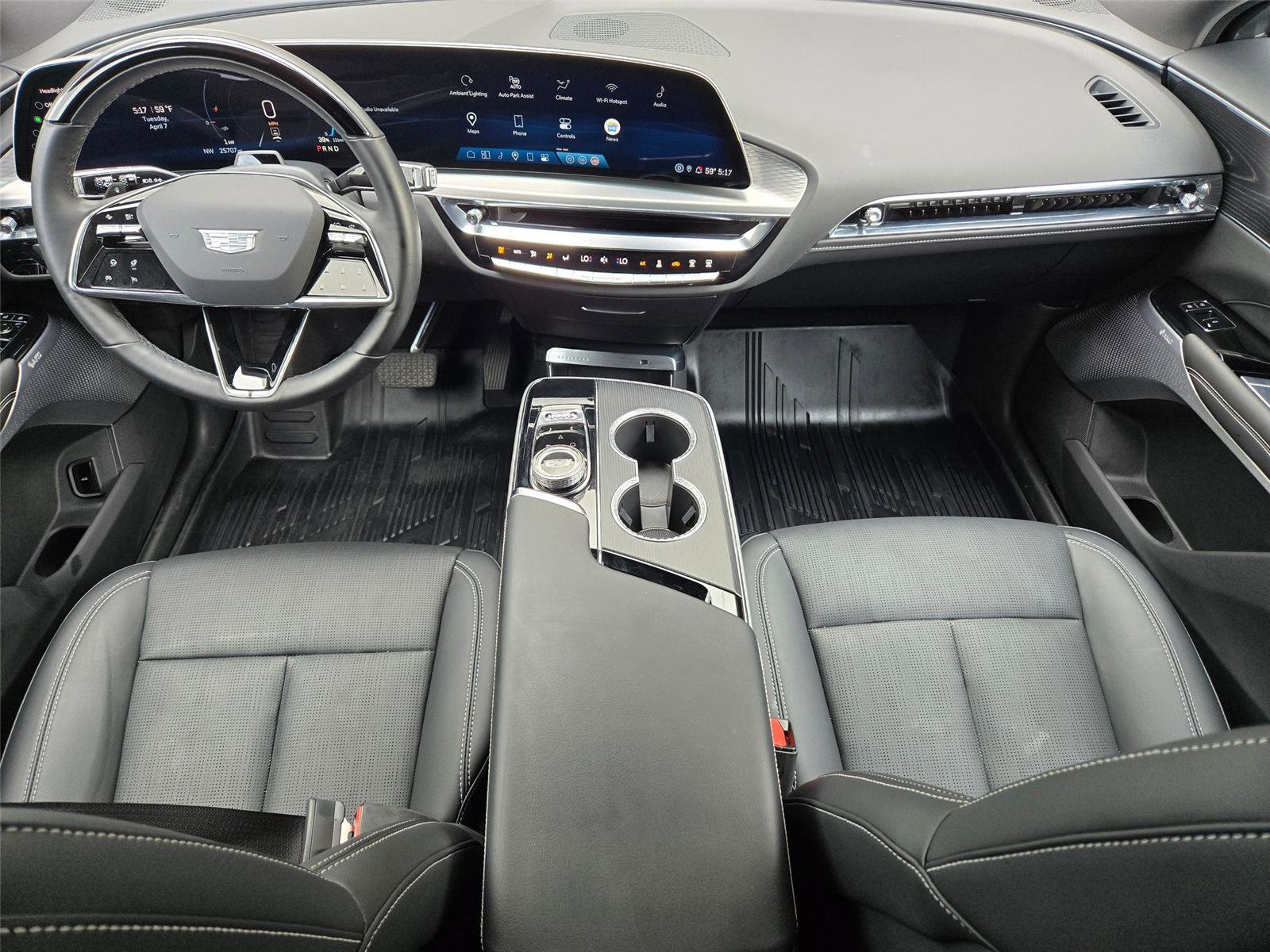 Certified 2025 Cadillac Lyriq Luxury w/ LPO, Floor Liner Package AWD/4WD image 13