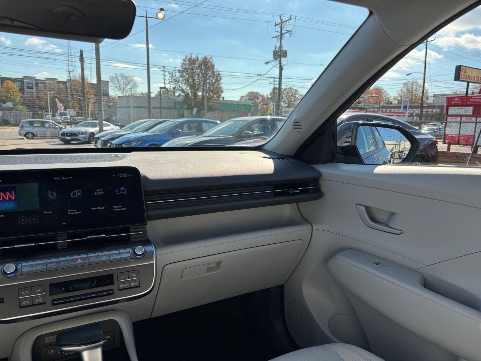 Used 2025 Hyundai Kona SEL image 35