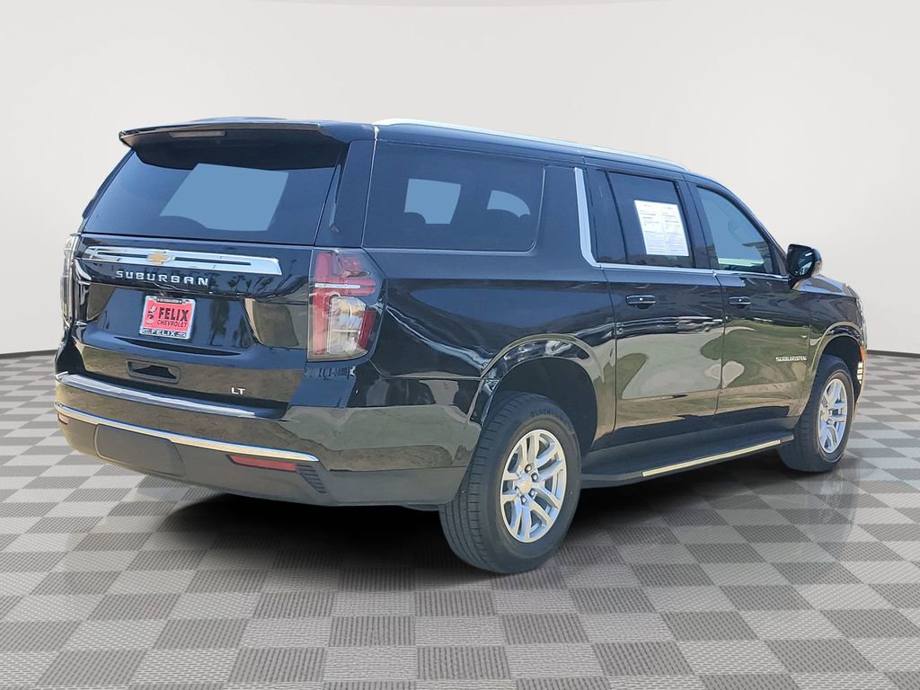 Used 2024 Chevrolet Suburban LT AWD/4WD image 4