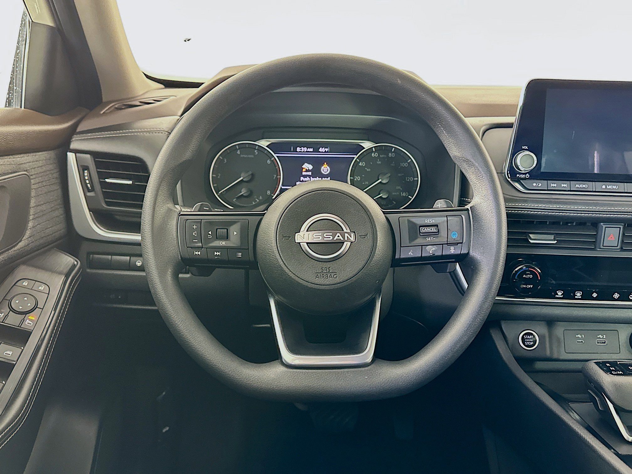 Used 2023 Nissan Rogue SV image 18