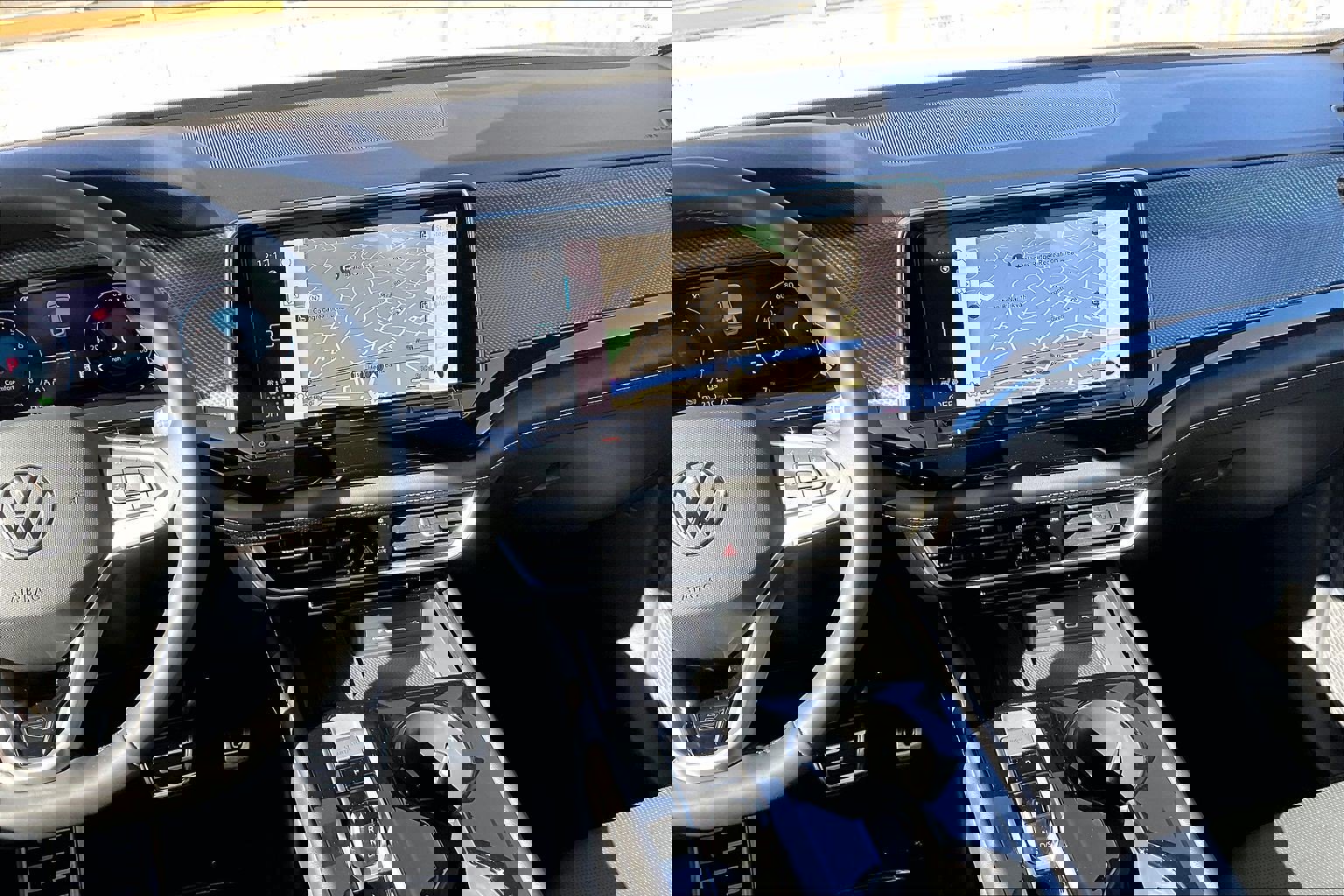 New 2026 Volkswagen Atlas Cross Sport SEL Premium R-Line image 5