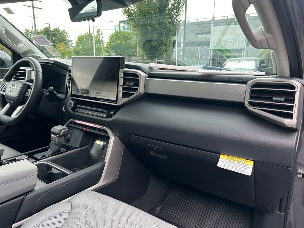 Used 2024 Toyota Tundra Limited image 26