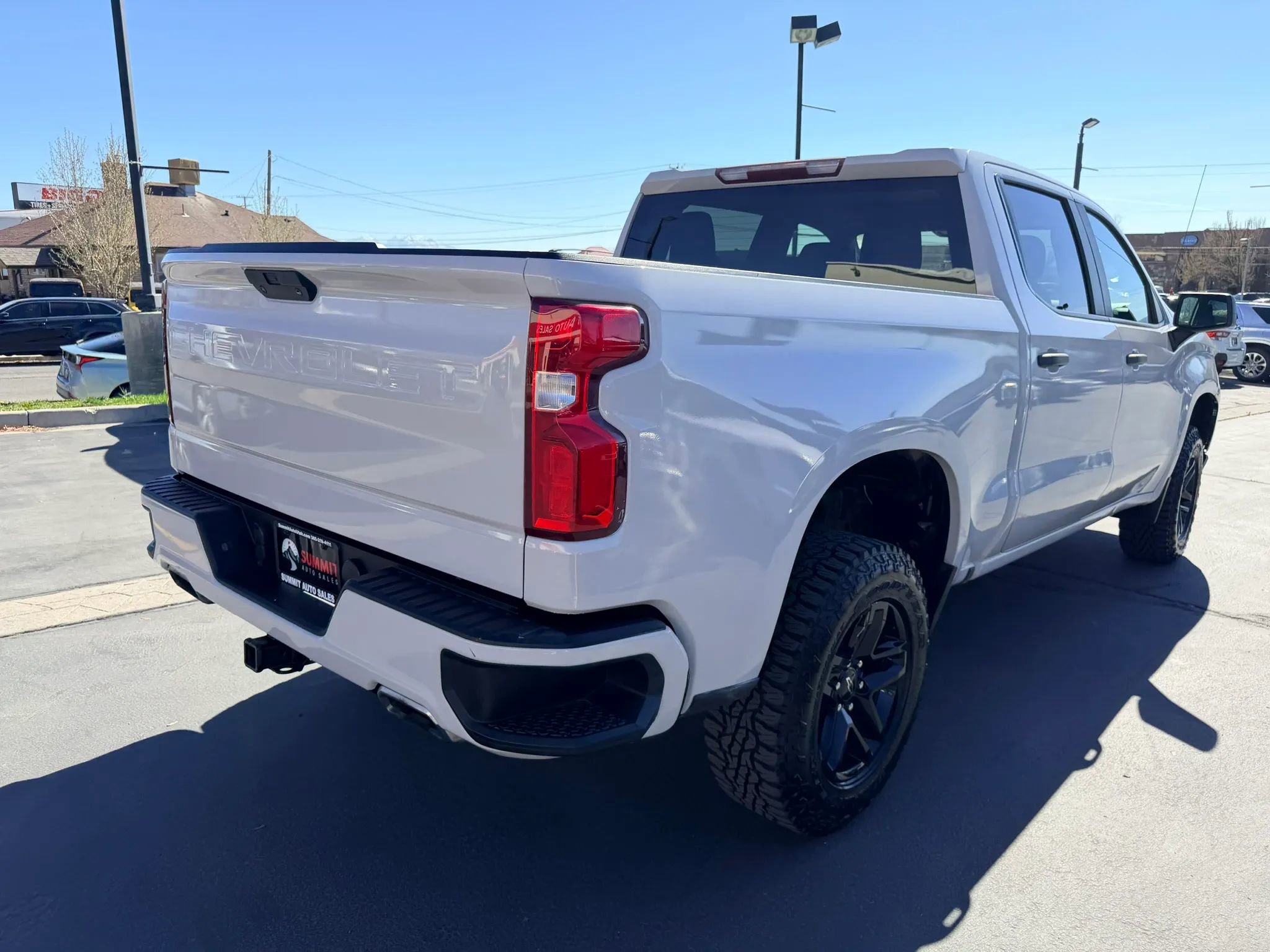 Used 2021 Chevrolet Silverado 1500 Custom Trail Boss w/ Safety Confidence Package AWD/4WD image 4