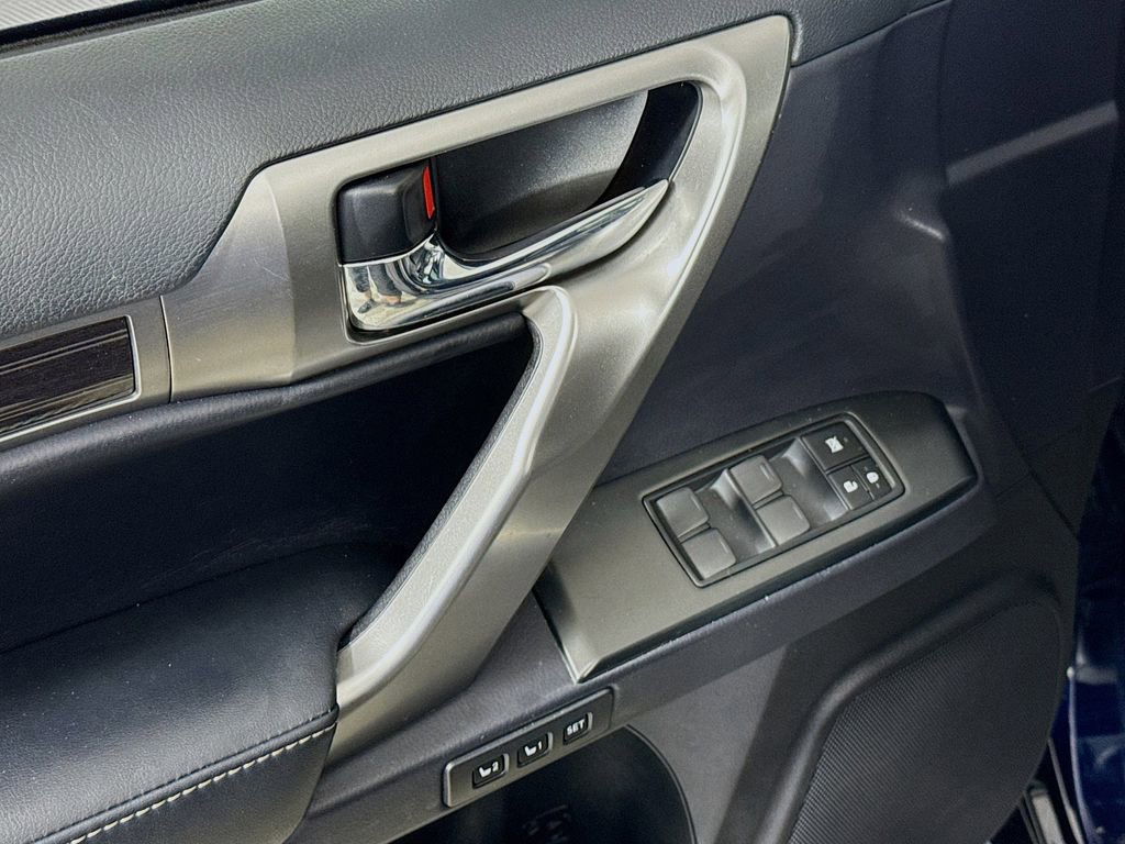 Certified 2023 Lexus GX 460 Premium w/ Premium Package image 18