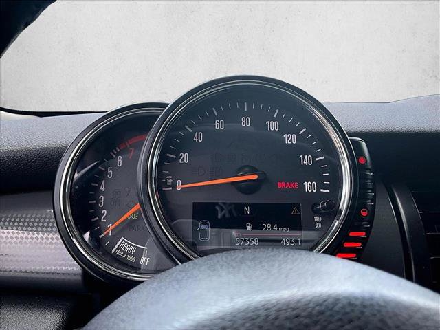 Used 2015 MINI Cooper 2-Door Hardtop FWD image 21