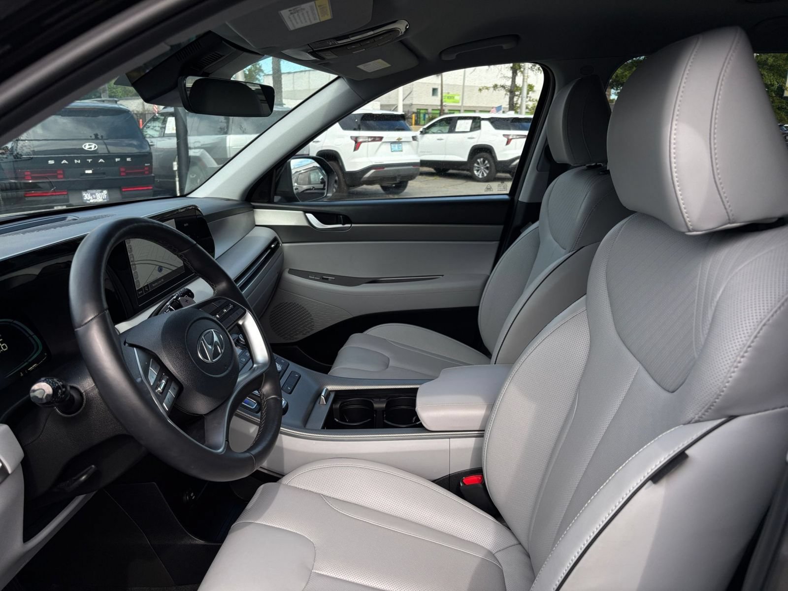 Used 2025 Hyundai Palisade SEL FWD image 27