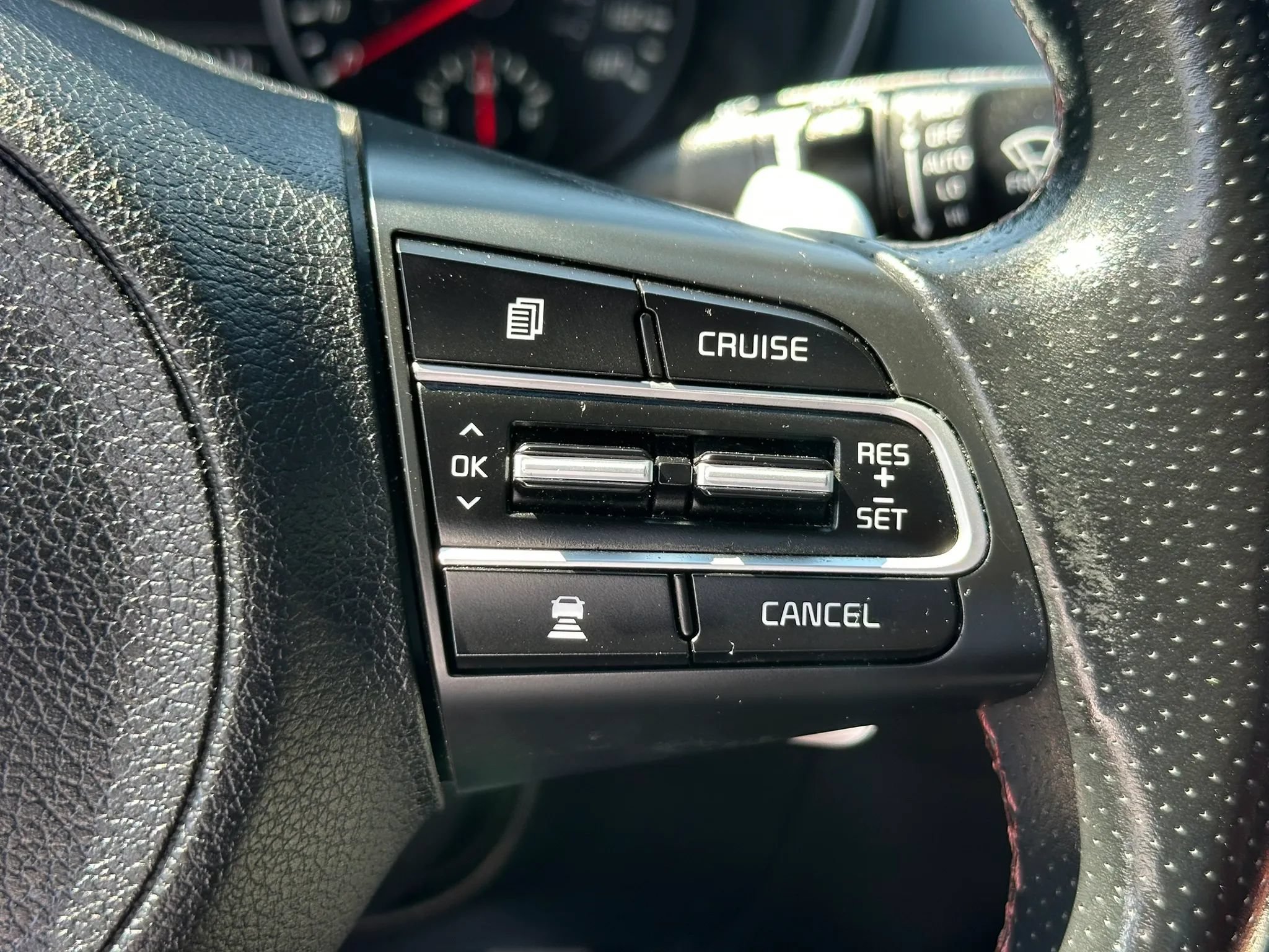 Used 2018 Kia Stinger GT2 AWD/4WD image 47