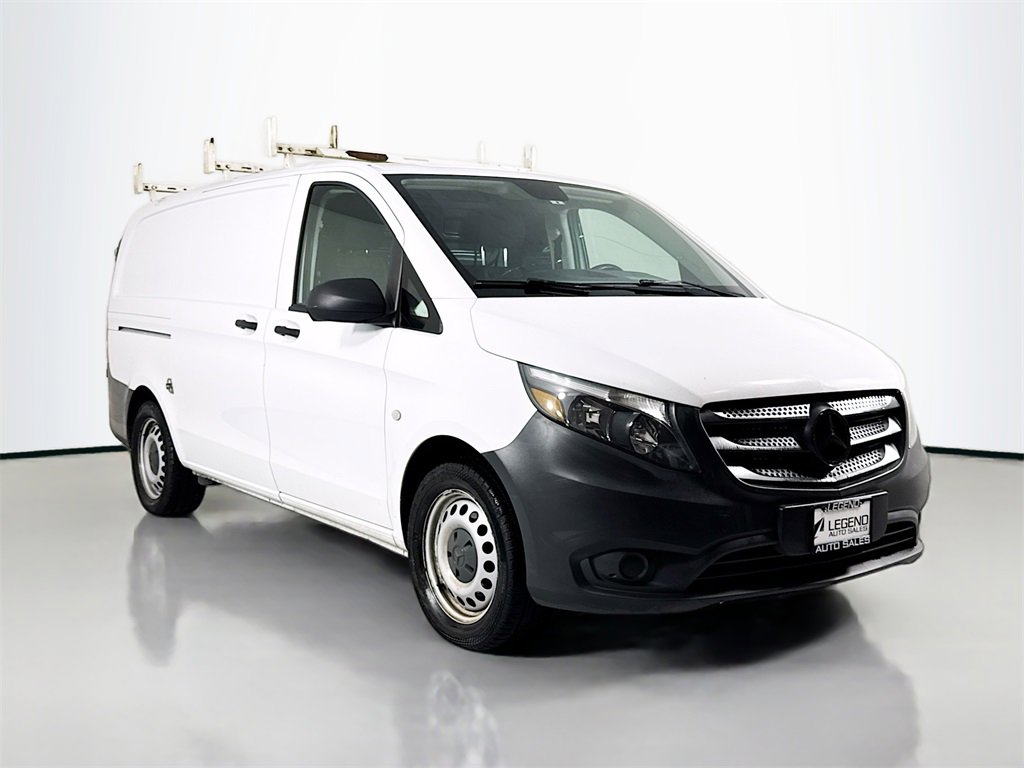 Used 2018 Mercedes-Benz Metris image 3