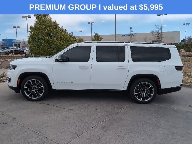 Used 2023 Jeep Wagoneer L Series III w/ Premium Group I AWD/4WD image 5