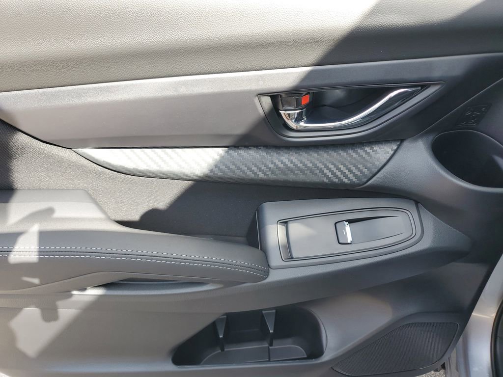 Used 2025 Subaru Ascent Premium image 16