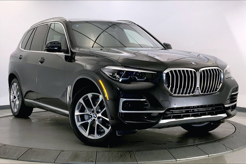 Certified 2023 BMW X5 xDrive40i w/ Premium Package AWD/4WD image 1