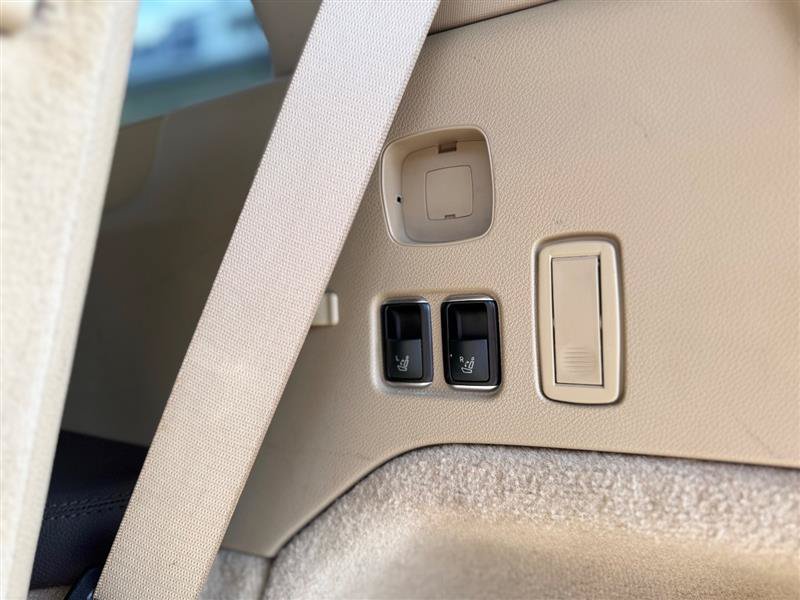 Used 2015 Mercedes-Benz GL 450 4MATIC image 24