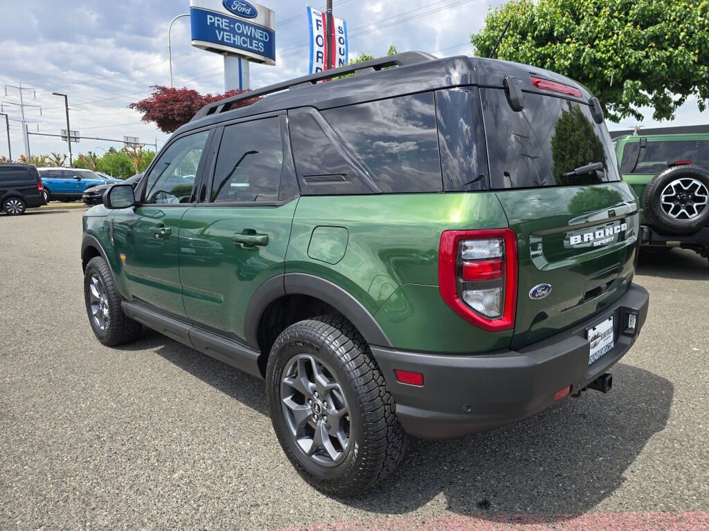 Used 2023 Ford Bronco Sport Badlands w/ Premium Package AWD/4WD image 3