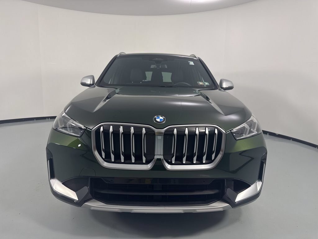 Certified 2023 BMW X1 xDrive28i w/ Convenience Package AWD/4WD image 3