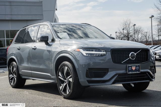Used 2022 Volvo XC90 T8 R-Design w/ Advanced Package