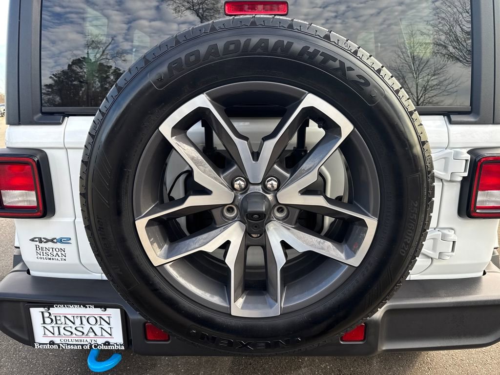 Used 2024 Jeep Wrangler Unlimited w/ Convenience Group image 44