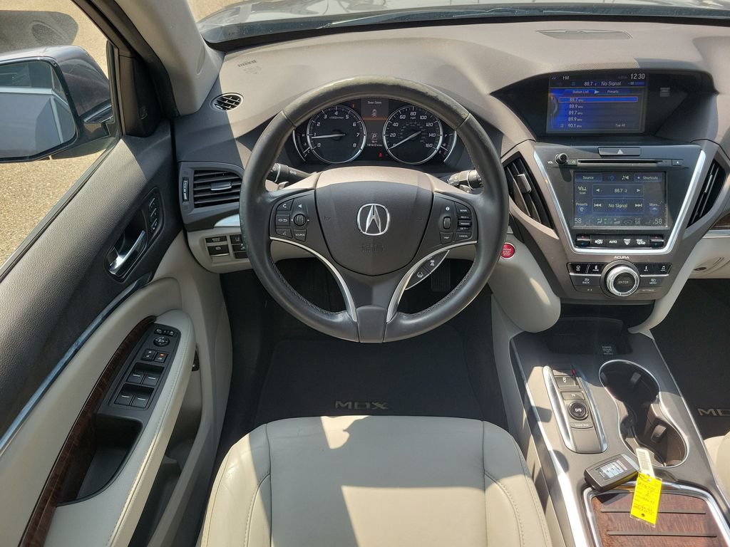 Used 2017 Acura MDX w/ Technology Package AWD/4WD image 10