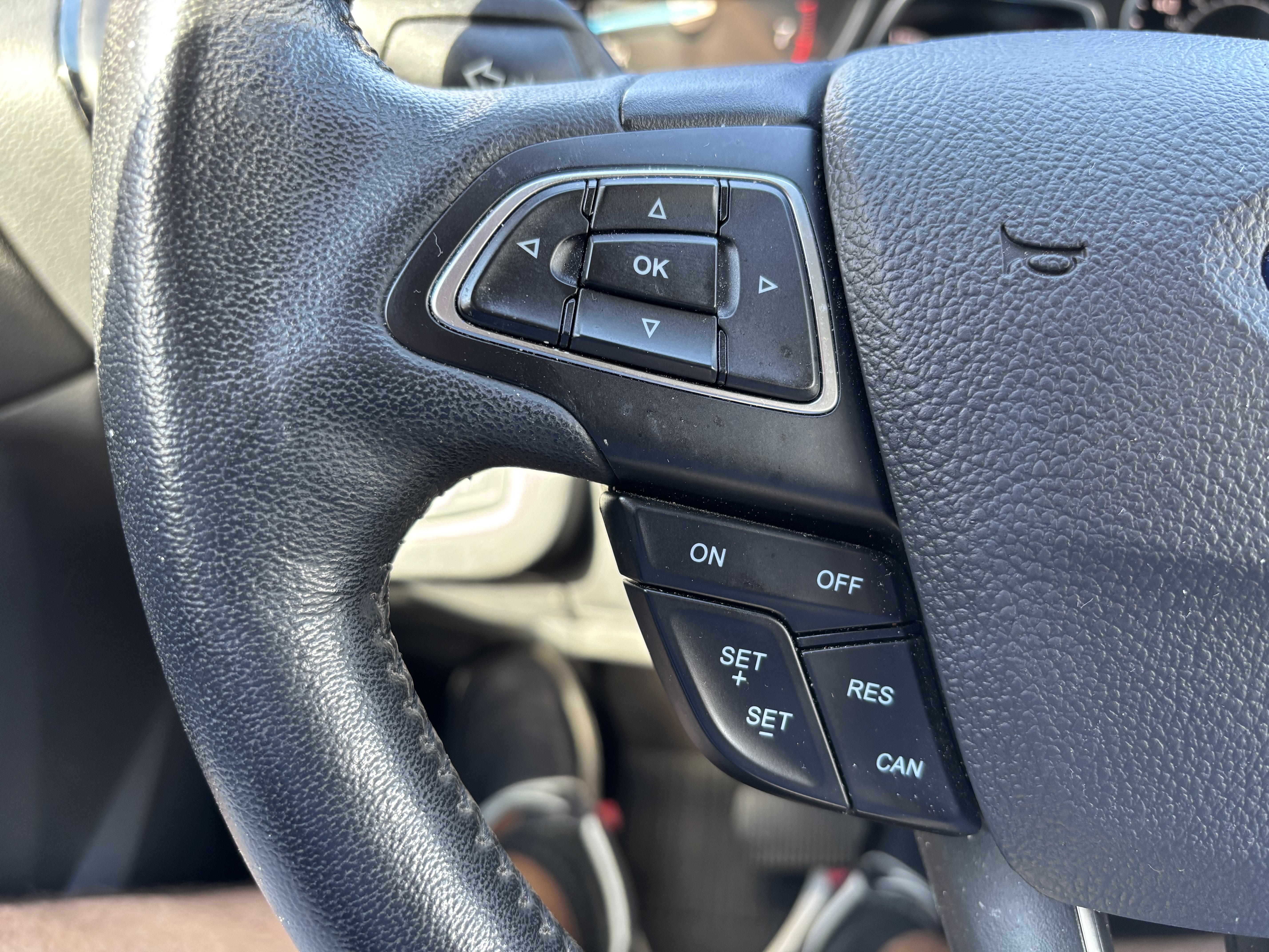 Used 2019 Ford Escape Titanium w/ U9j03 - Titanium Tow Package AWD/4WD image 19