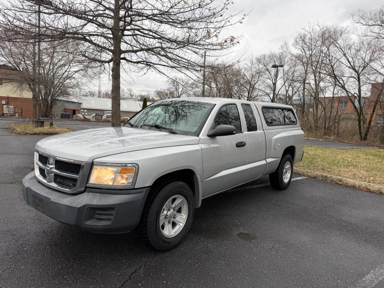 Used 2008 Dodge Dakota SXT image 2