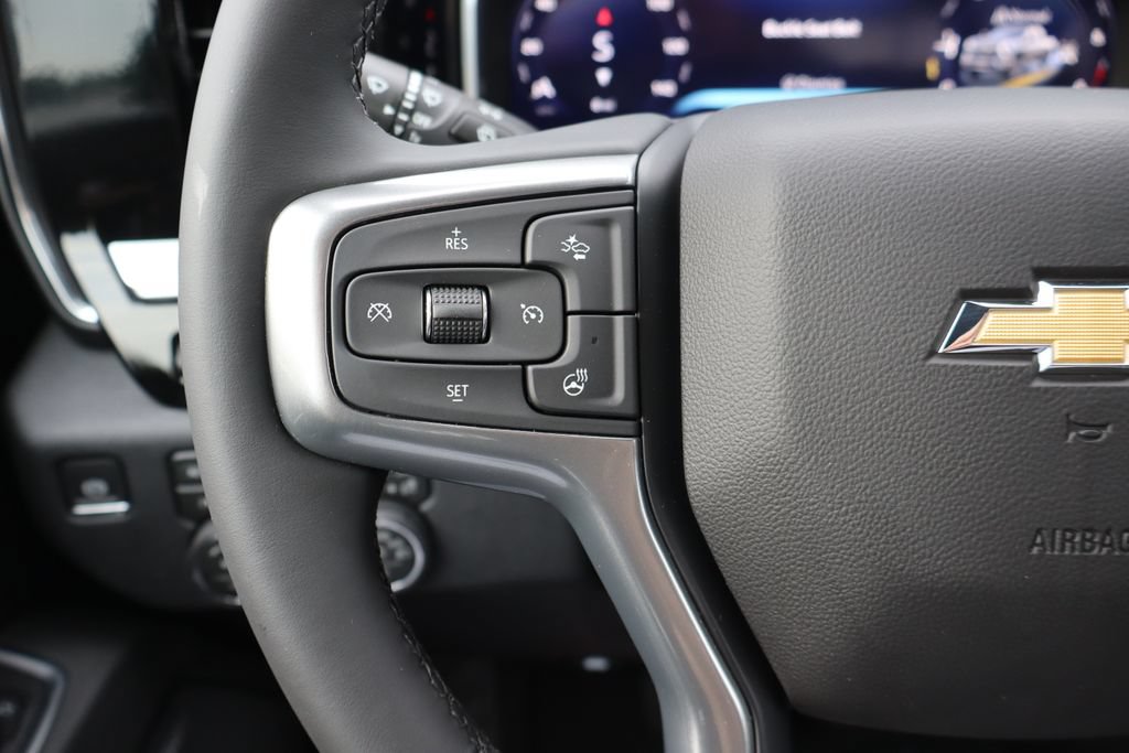 New 2026 Chevrolet Silverado 2500 LTZ w/ LTZ Convenience Package AWD/4WD image 8