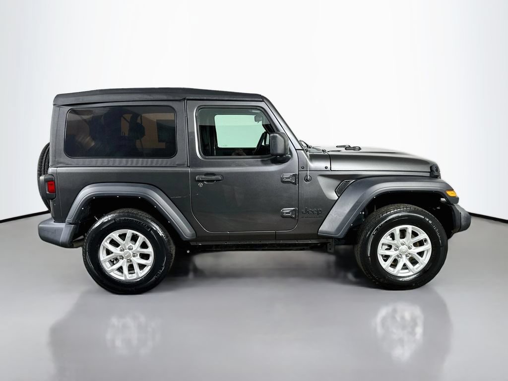 Used 2023 Jeep Wrangler Sport AWD/4WD image 7