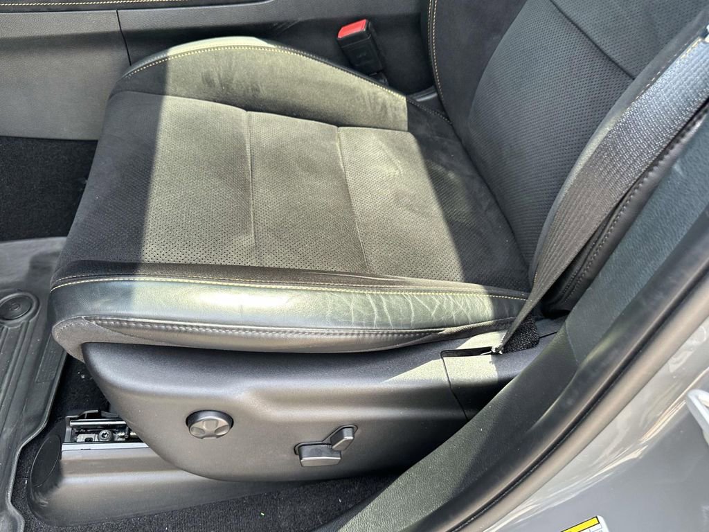 Used 2022 Dodge Durango R/T w/ Hemi Orange Plus Package AWD/4WD image 19