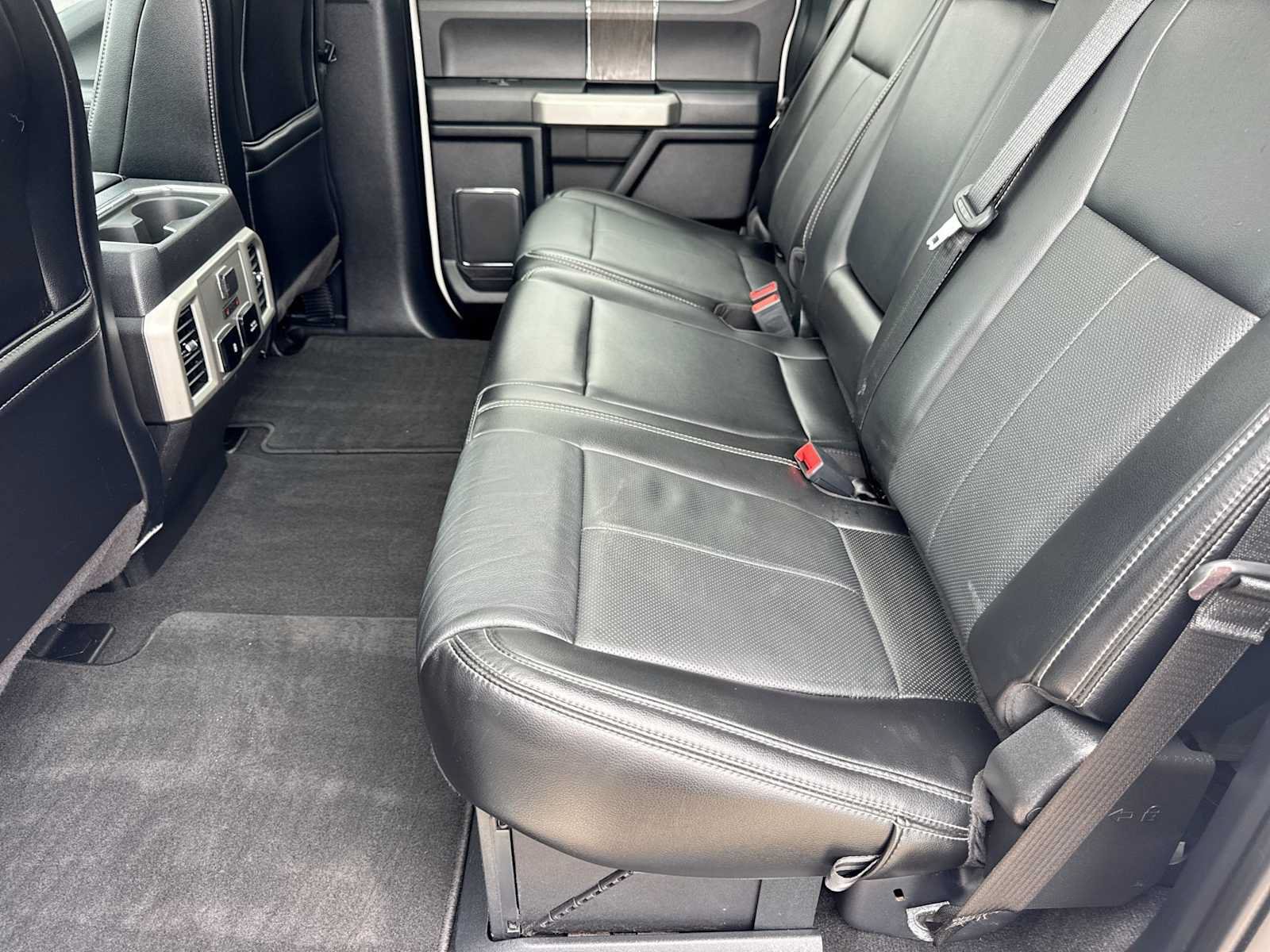 Used 2020 Ford F250 Lariat w/ Lariat Ultimate Package AWD/4WD image 20