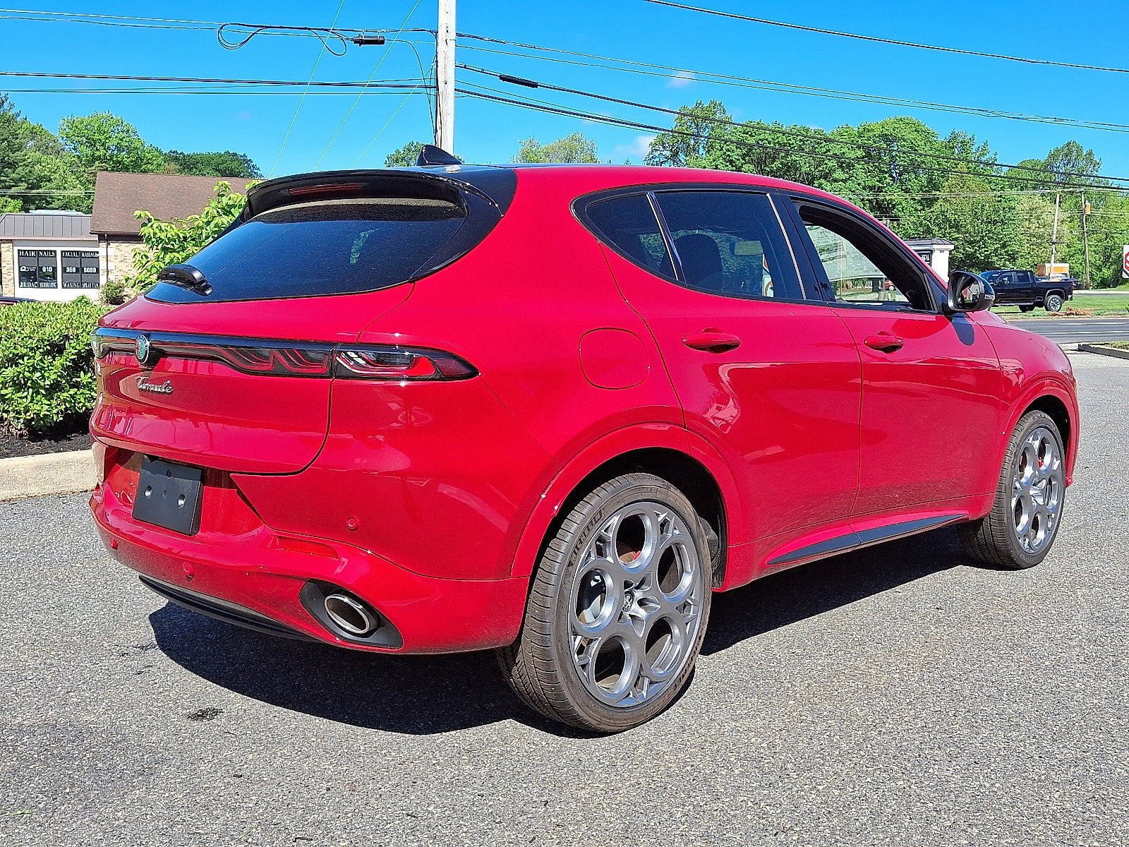 Used 2025 Alfa Romeo Tonale Tributo Italiano AWD/4WD image 3