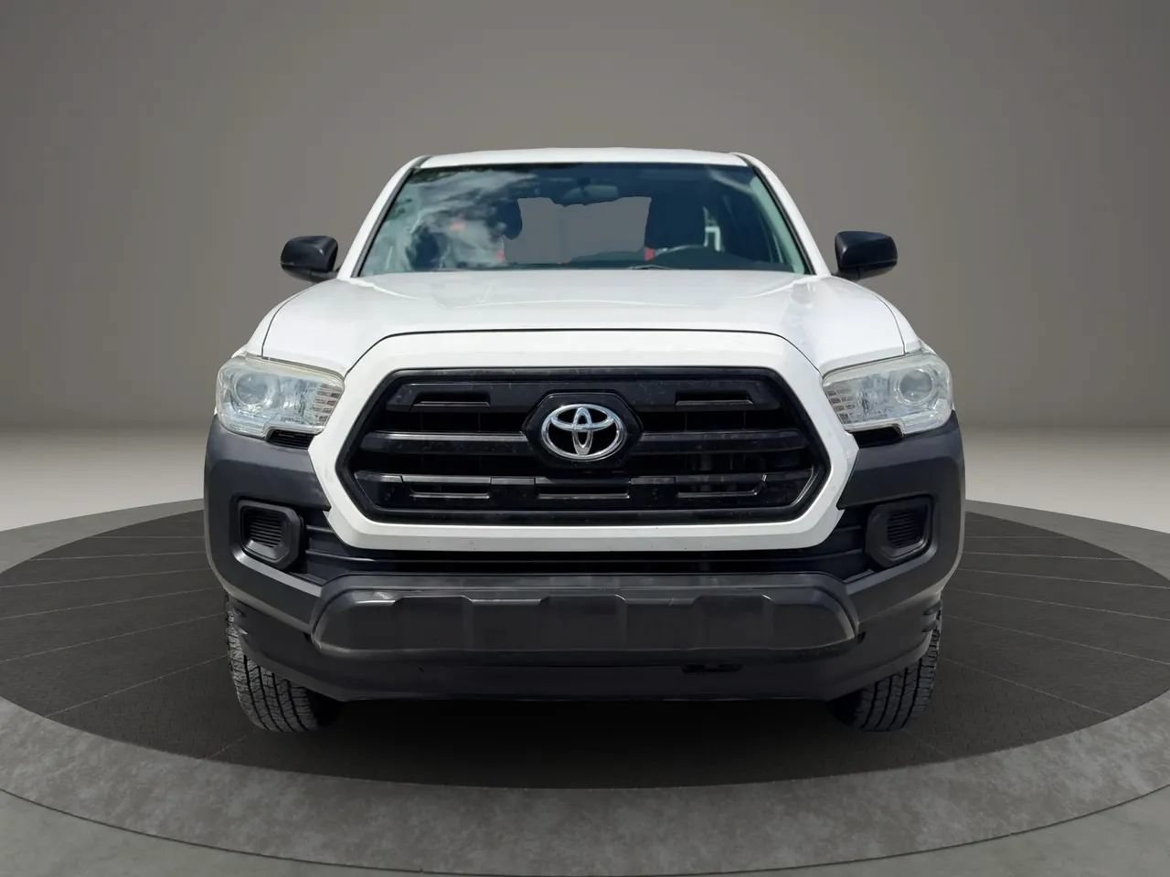 Used 2016 Toyota Tacoma SR RWD image 2