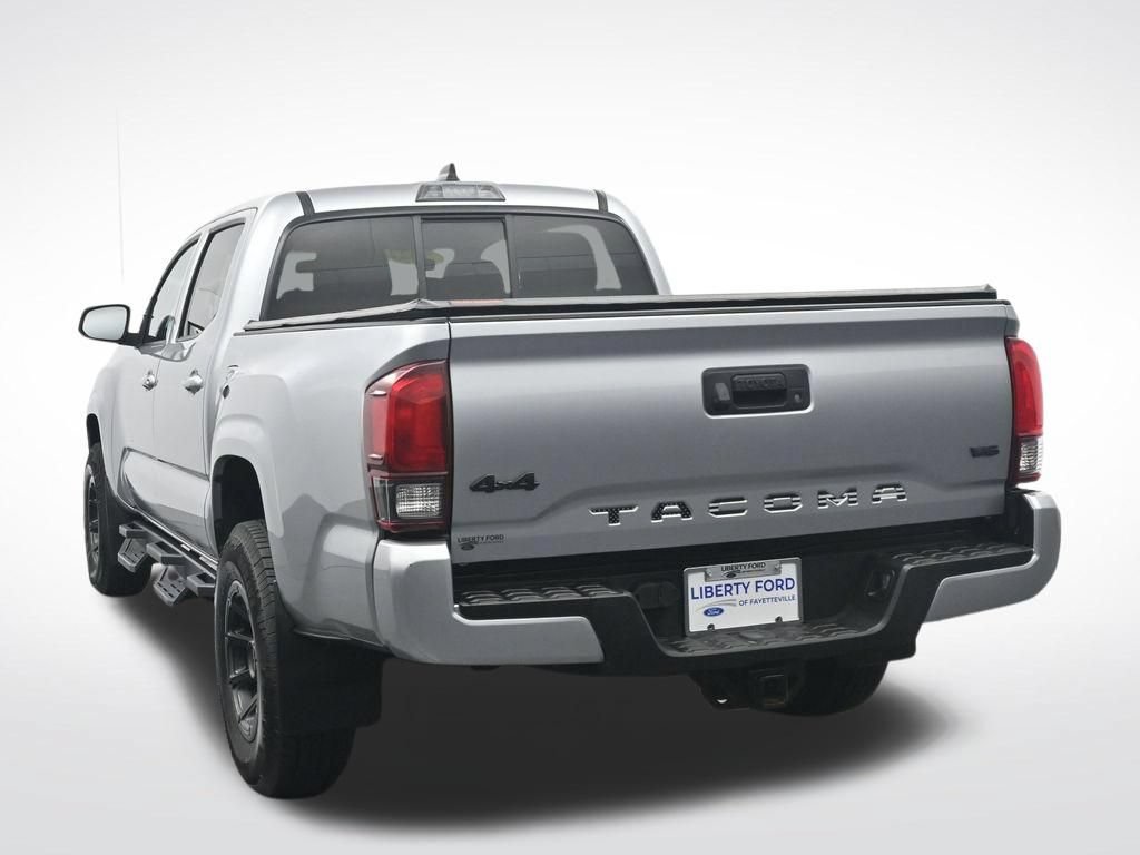 Used 2022 Toyota Tacoma SR AWD/4WD image 9