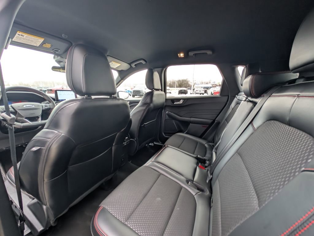 Used 2025 Ford Escape ST-Line Select image 16