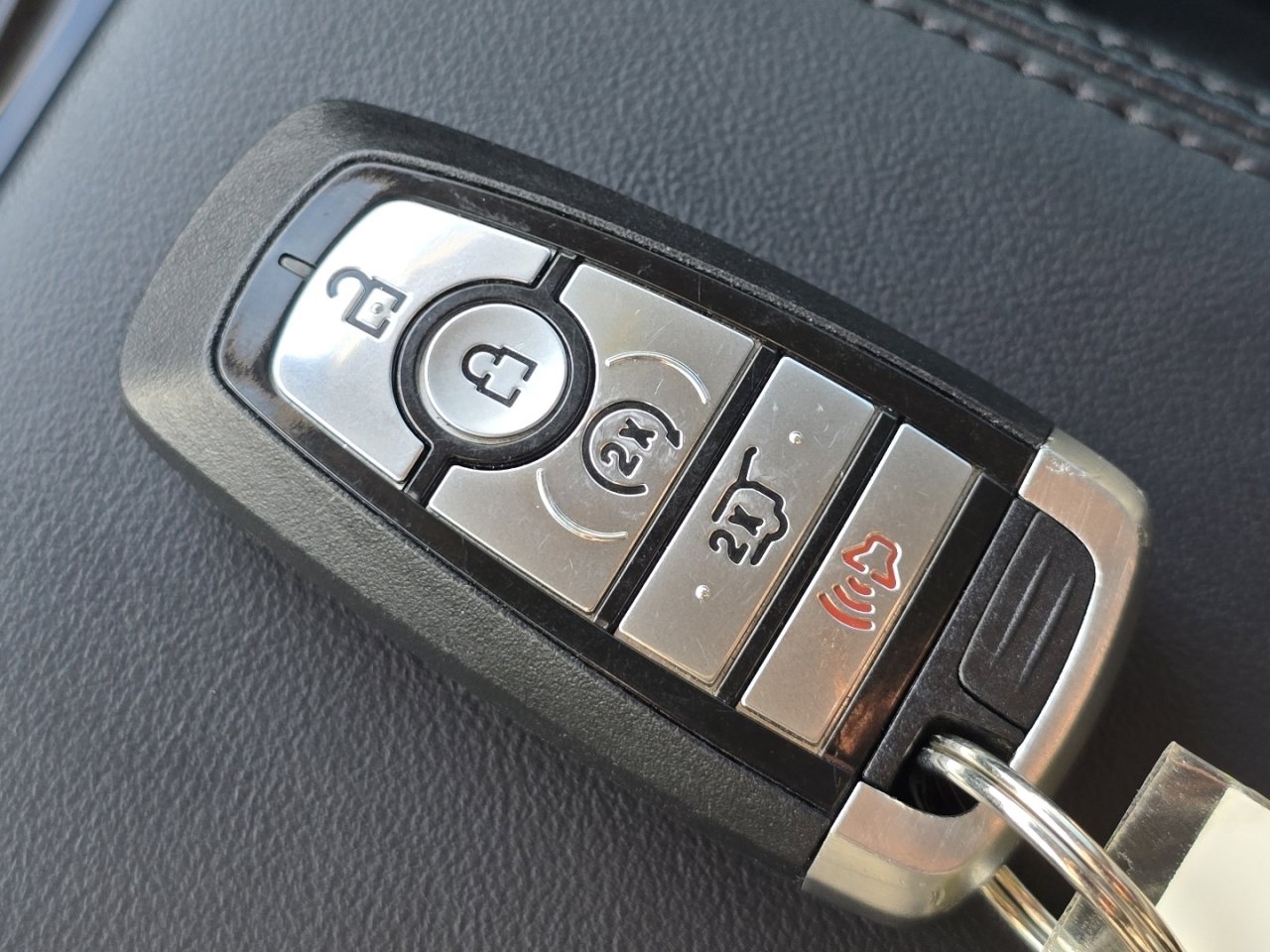 Used 2022 Lincoln Nautilus FWD image 30