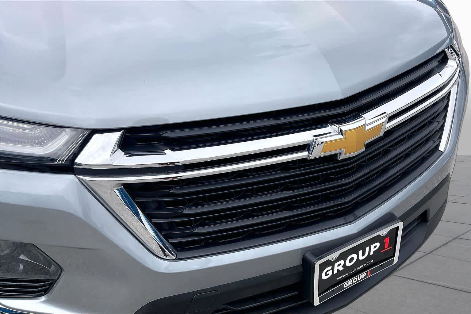 Used 2023 Chevrolet Traverse LS FWD image 30