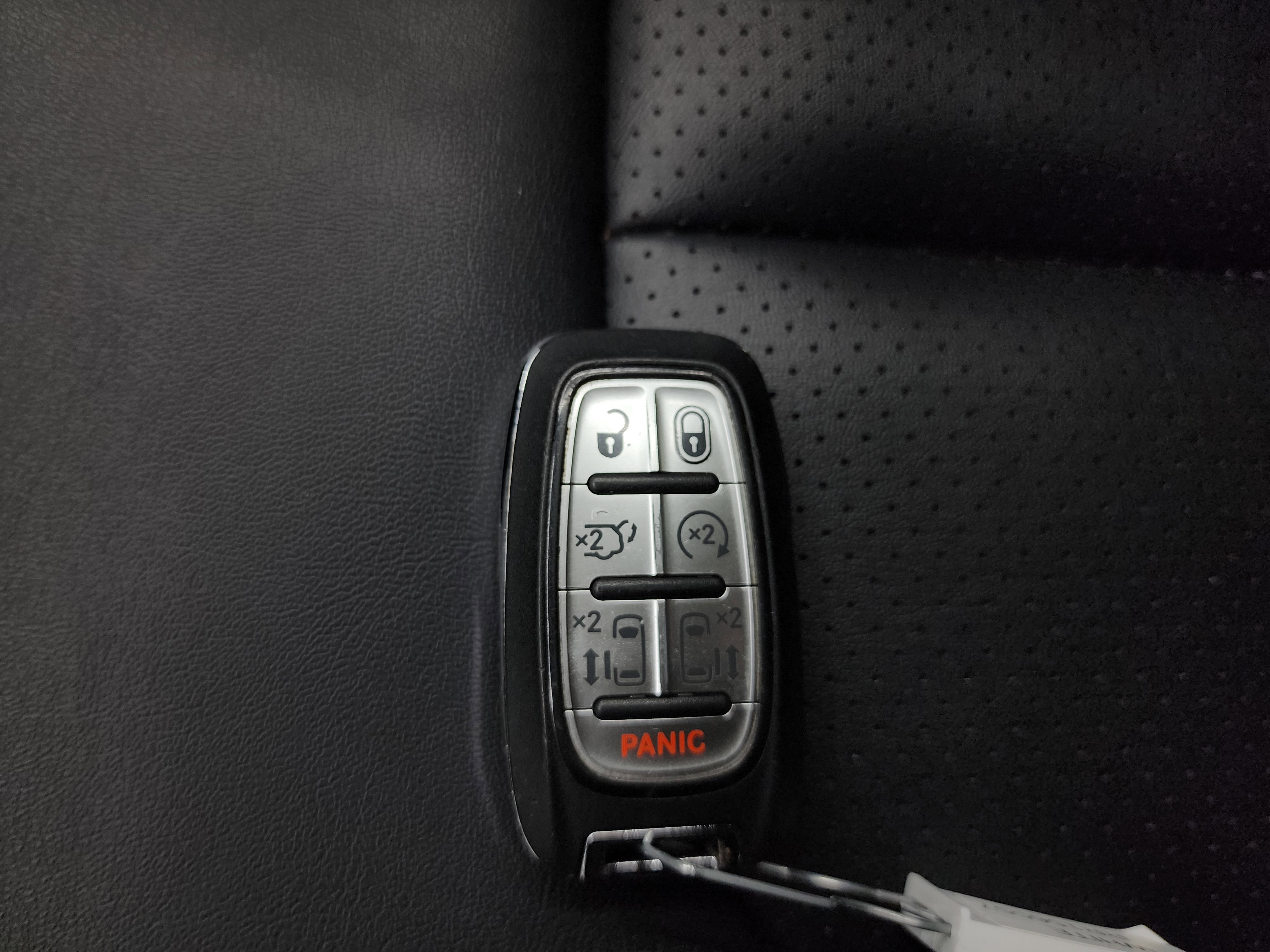 Used 2024 Chrysler Pacifica Limited image 69