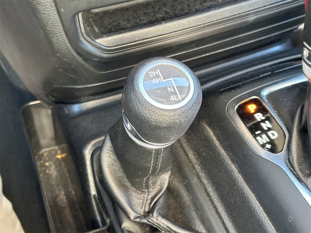 Used 2022 Jeep Wrangler Unlimited Sport image 23