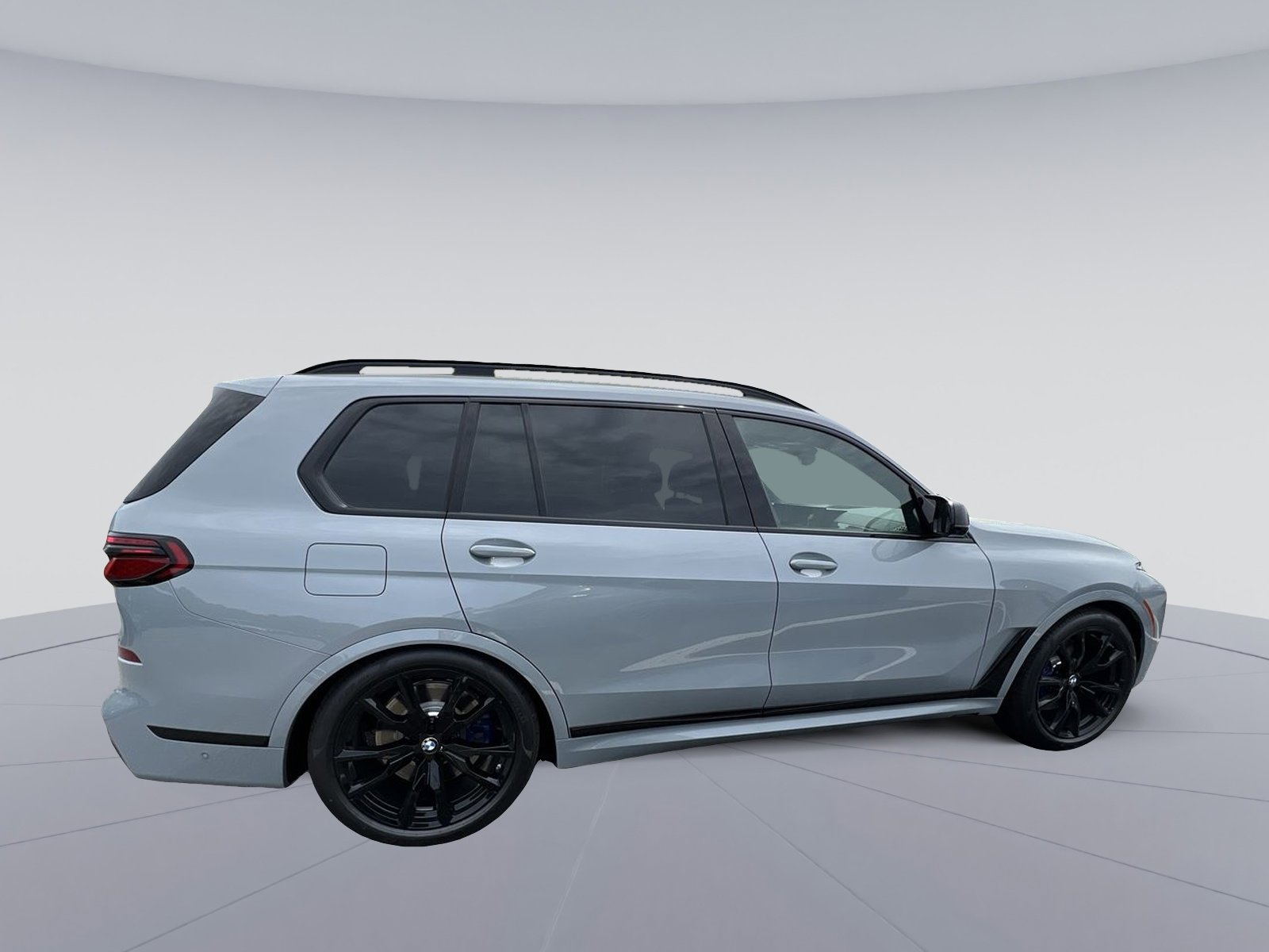 New 2026 BMW X7 M60i image 6