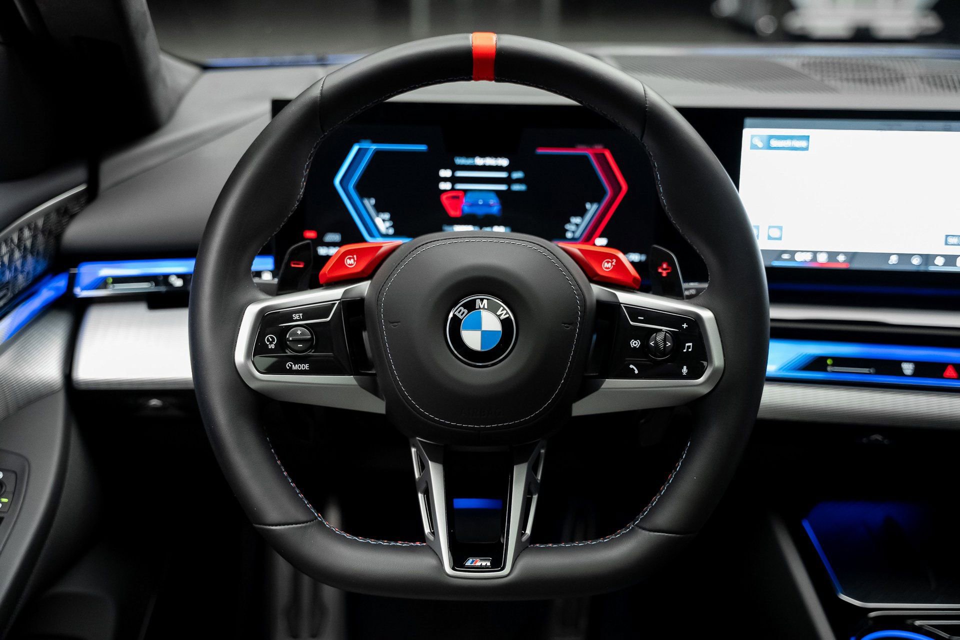 Used 2025 BMW M5 image 45