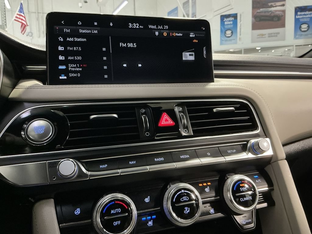 Used 2023 Genesis G70 3.3T w/ Sport Advanced Package AWD/4WD image 19