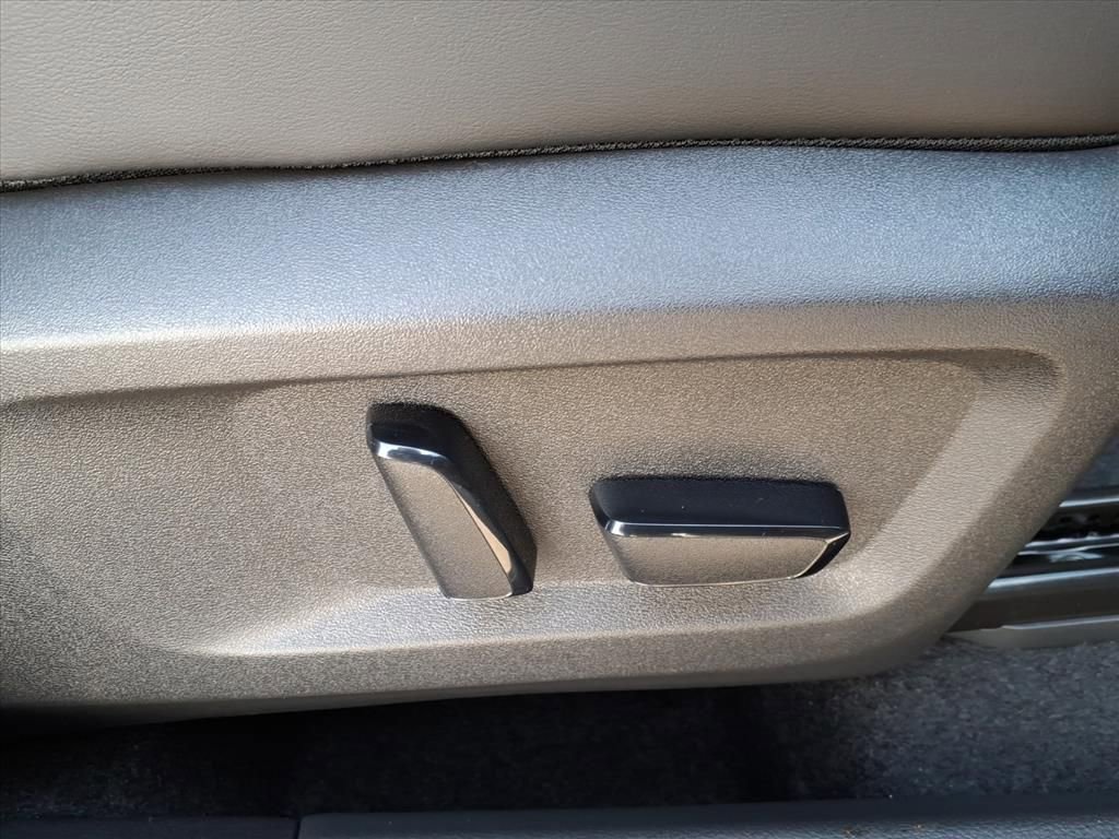 New 2026 Nissan Rogue Platinum w/ Platinum Premium Package image 8