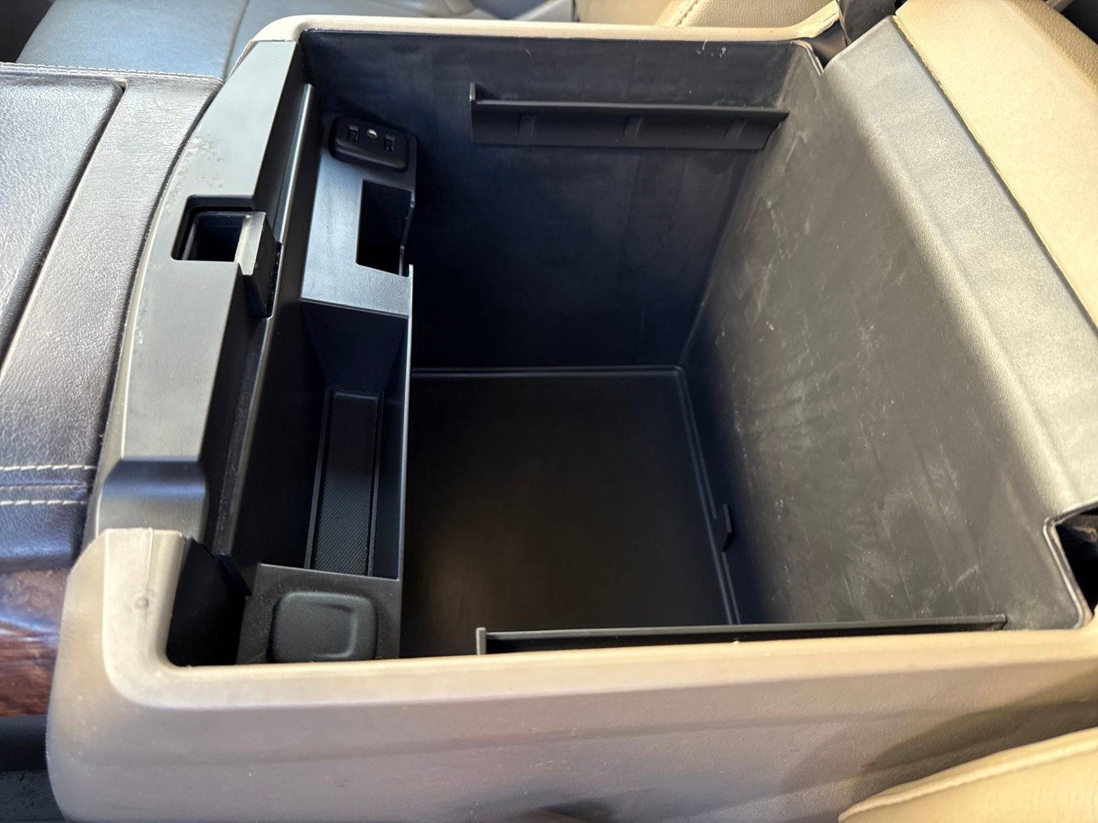 Used 2016 Chevrolet Tahoe LTZ image 26