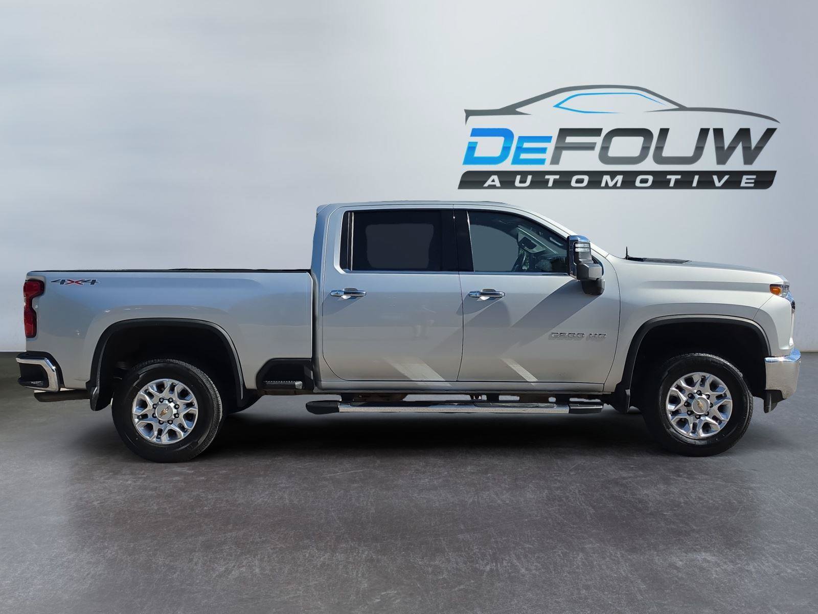 Used 2021 Chevrolet Silverado 2500 LTZ w/ LTZ Convenience Package AWD/4WD image 2