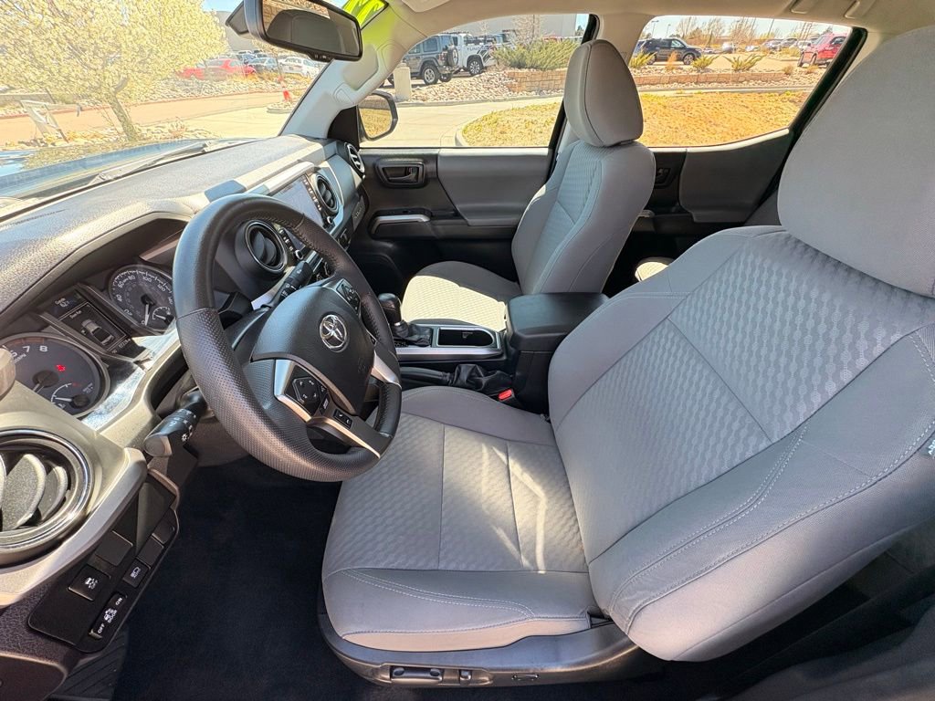 Used 2022 Toyota Tacoma SR5 image 40