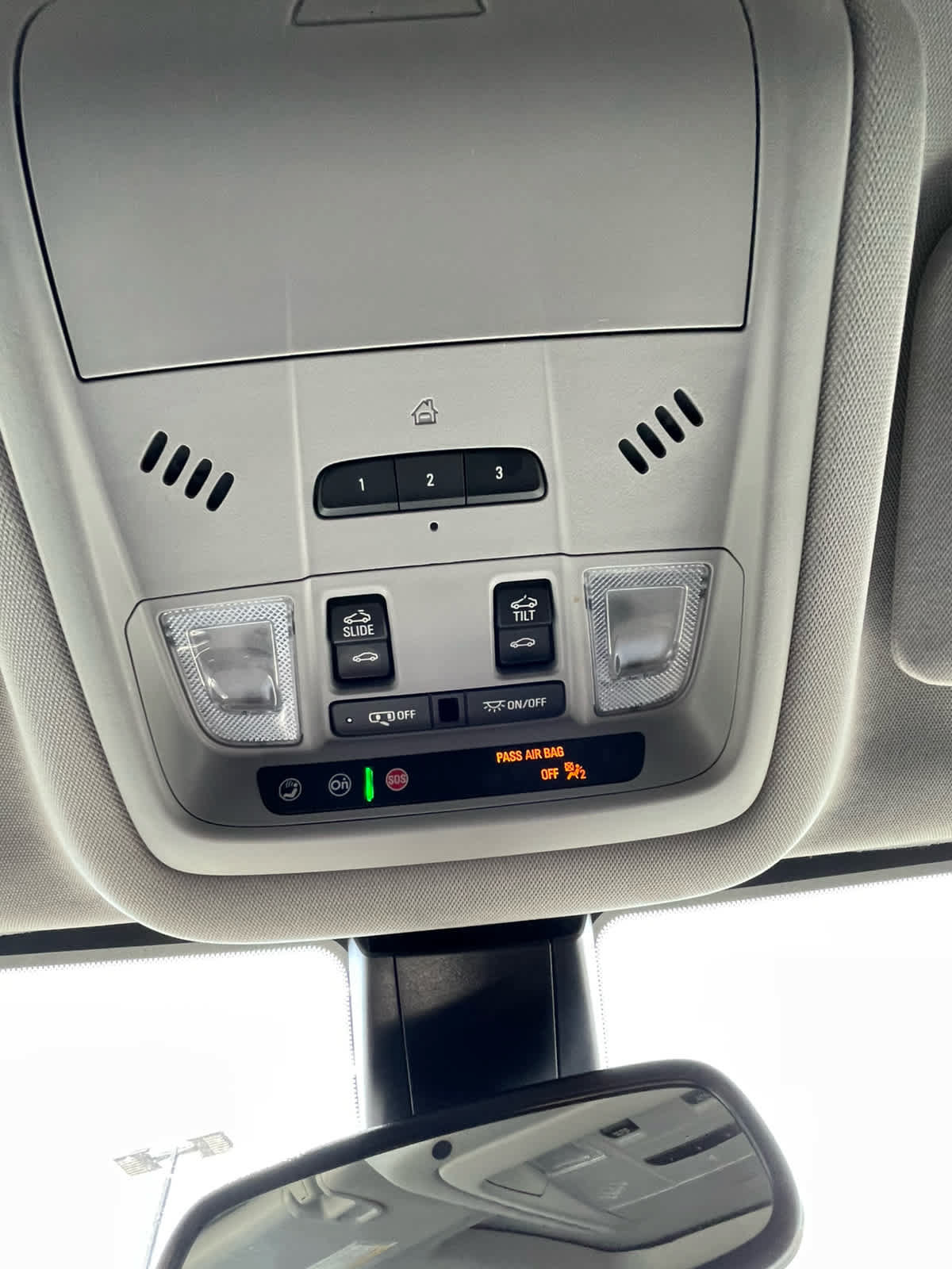 Used 2021 GMC Acadia AT4 w/ Technology Package AWD/4WD image 18