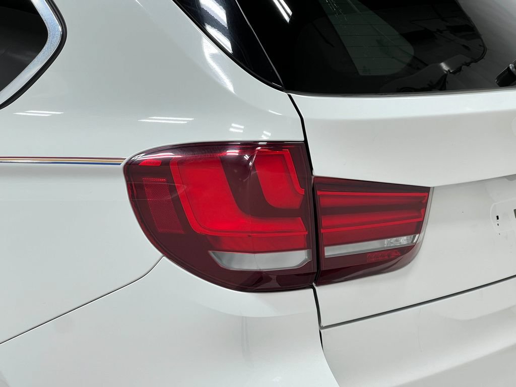 Used 2015 BMW X5 xDrive50i AWD/4WD image 40