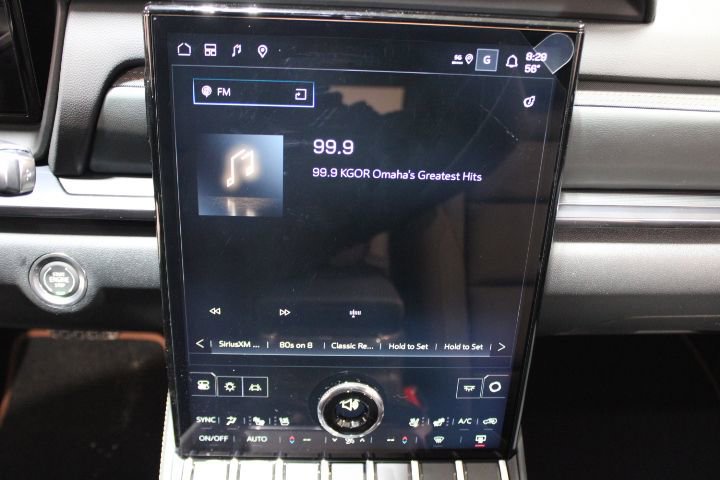 New 2026 GMC Terrain AT4 w/ Convenience Package III image 45