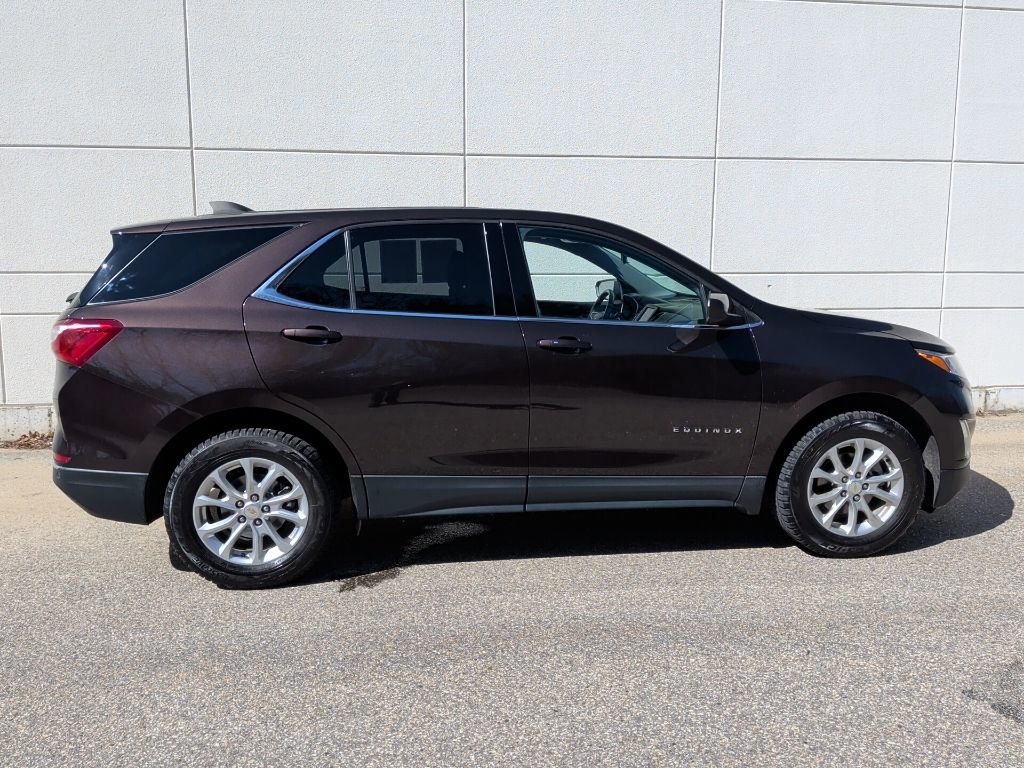 Used 2020 Chevrolet Equinox LT w/ Driver Convenience Package AWD/4WD image 5
